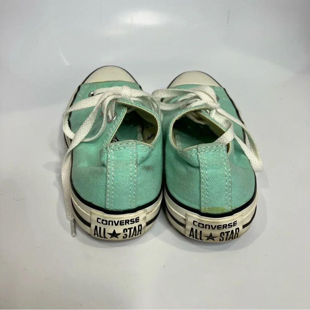 Converse teal sneakers size 6‎